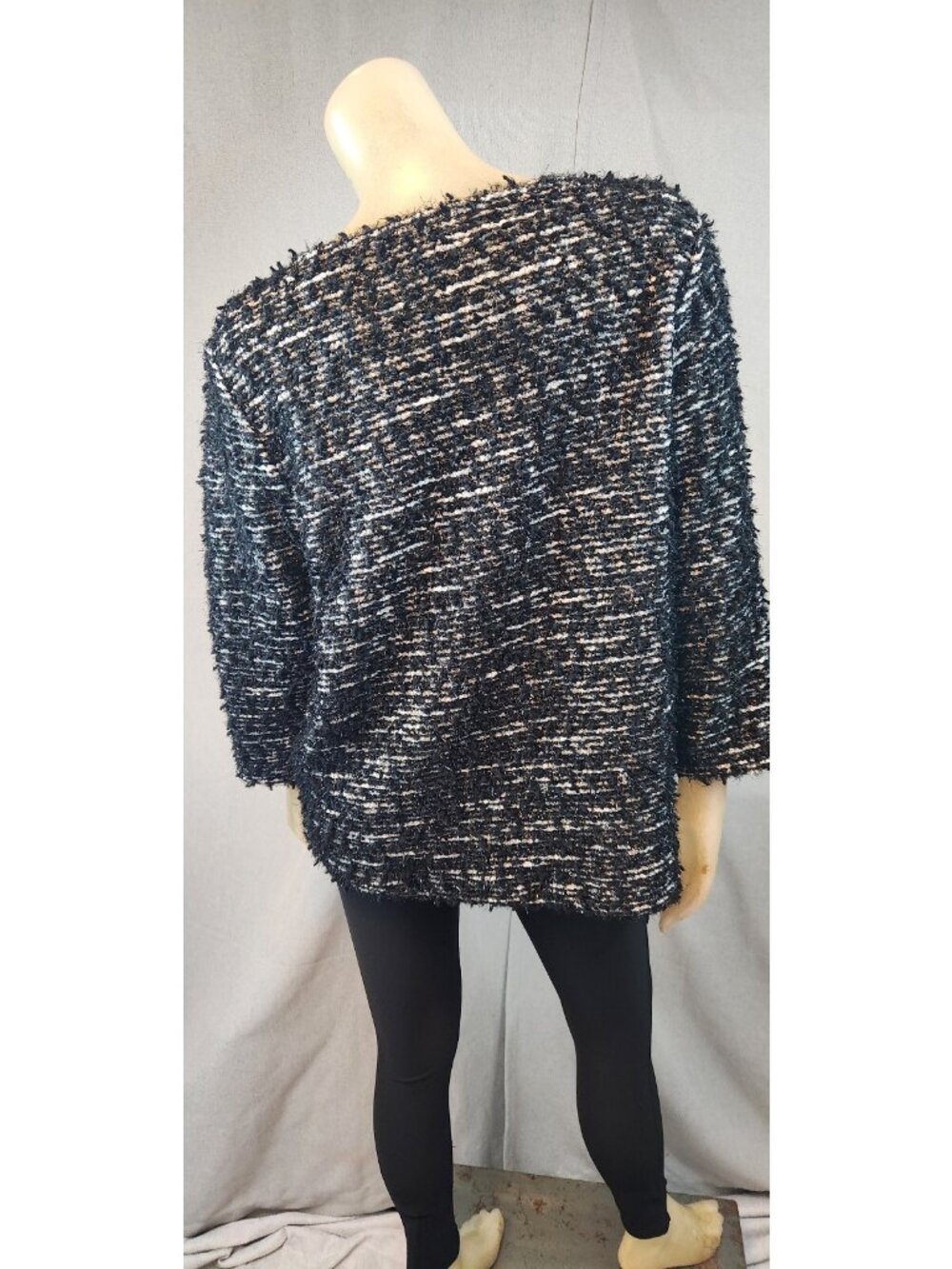 Chicos Black Silver Round Neck 3/4 Sleeve Pullover Sweater Size 2 MEDIUM USED - Picture 5 of 7